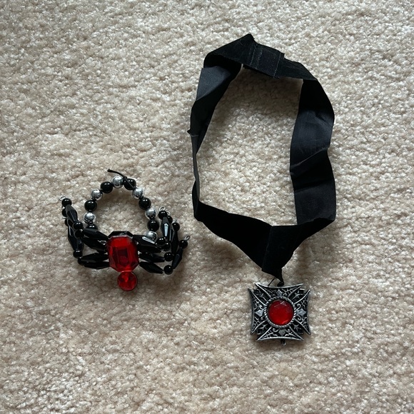 🧛♀️Girl’s Vampire Halloween Costume: - Picture 4 of 5